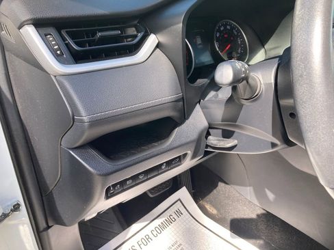 Used 2020 Toyota RAV4 XLE w/ Convenience Package AWD/4WD image 17