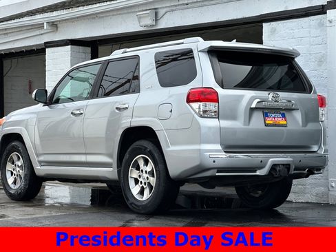 Used 2011 Toyota 4Runner SR5 image 6