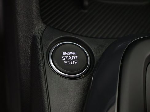 Used 2025 Kia K4 EX image 36