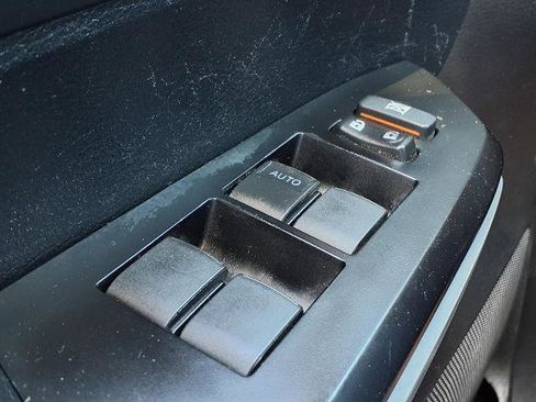 Used 2017 Toyota Tundra Limited image 16