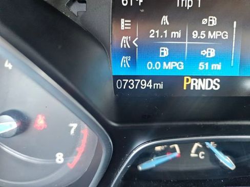 Used 2015 Ford Focus SE w/ SE Sport Package image 16