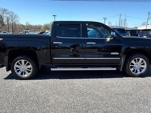 Used 2015 Chevrolet Silverado 1500 High Country w/ High Country Premium Package image 4