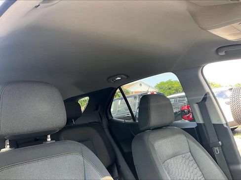 Used 2018 Chevrolet Equinox LT FWD image 21