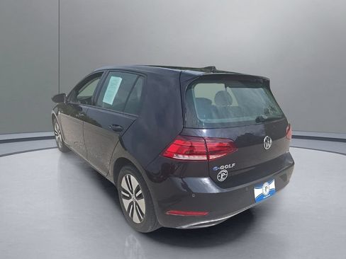 Used 2018 Volkswagen e-Golf SEL FWD image 5