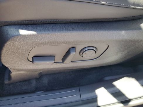 New 2026 Kia Carnival image 7