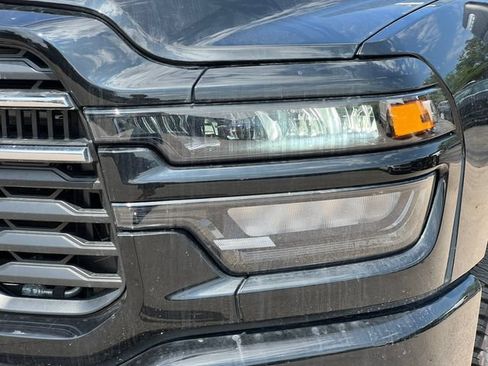 Used 2025 RAM 2500 Big Horn AWD/4WD image 33