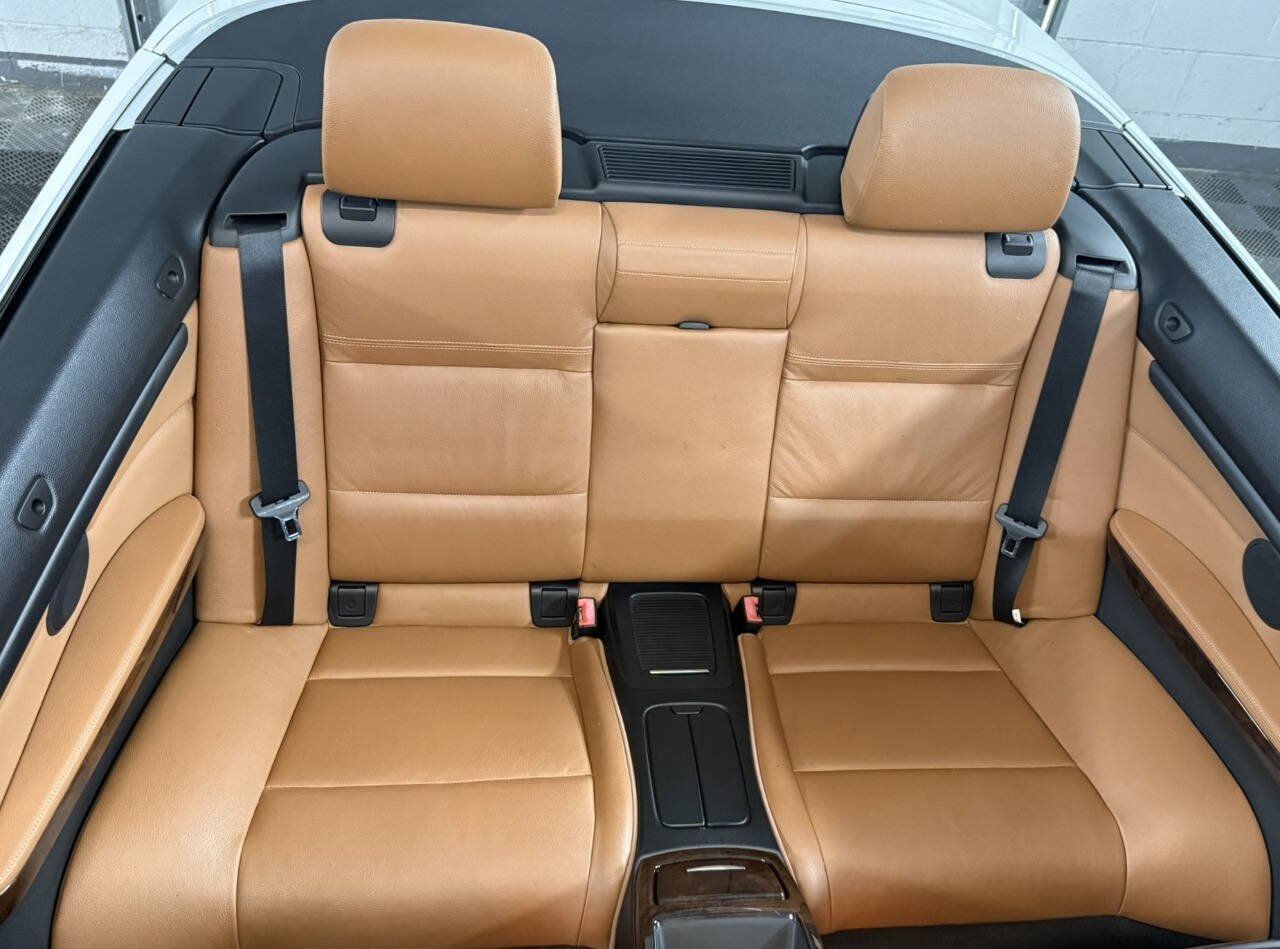 Used 2013 BMW 328i Convertible RWD image 25