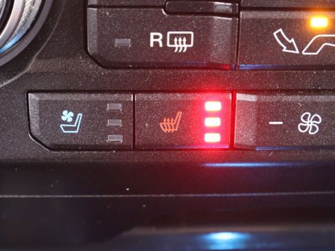 Used 2019 Ford F150 Raptor w/ Equipment Group 802A Luxury image 29