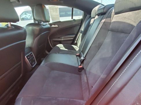 Used 2021 Dodge Charger R/T w/ Plus Group RWD image 5