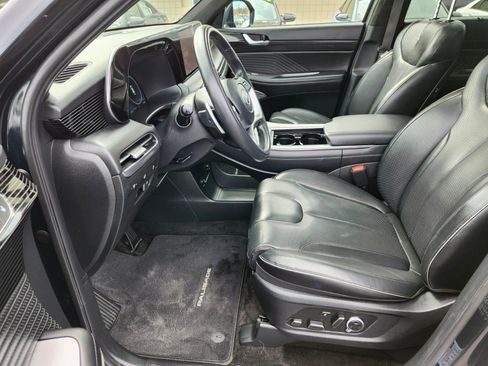 Used 2024 Hyundai Palisade Calligraphy image 19
