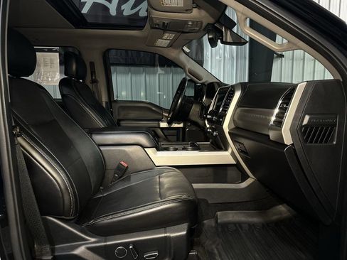 Used 2018 Ford F350 Lariat w/ Lariat Ultimate Package image 7