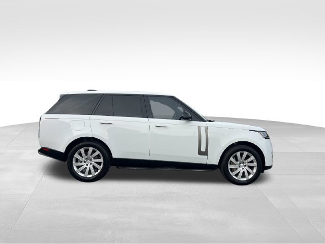 Used 2024 Land Rover Range Rover SE AWD/4WD image 6