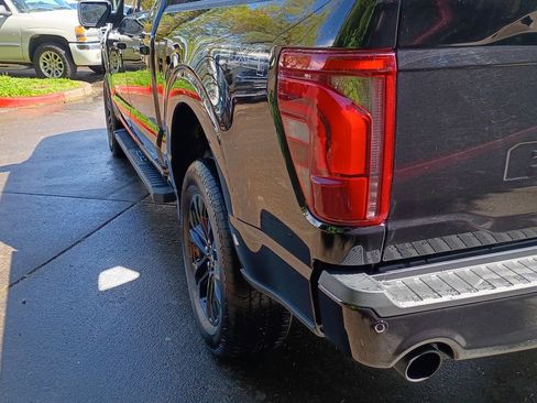 Used 2025 Ford F150 Lariat AWD/4WD image 7
