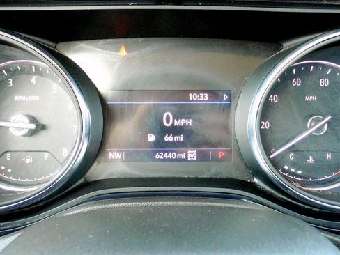 Used 2020 Buick Encore GX Select image 16