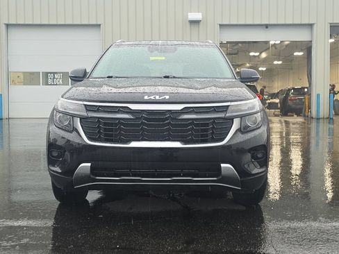 Used 2025 Kia Seltos EX w/ EX Sunroof Package FWD image 2
