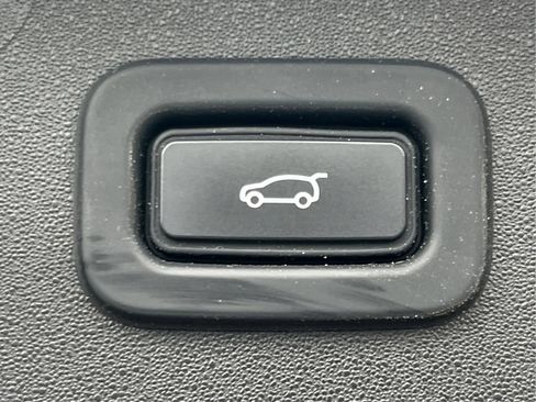 Used 2022 Land Rover Discovery Sport S AWD/4WD image 35