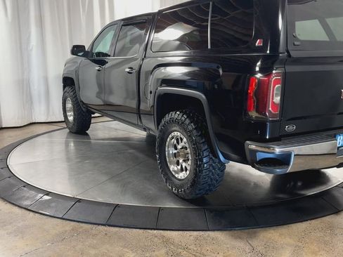 Used 2017 GMC Sierra 1500 SLT w/ SLT Premium Package image 7