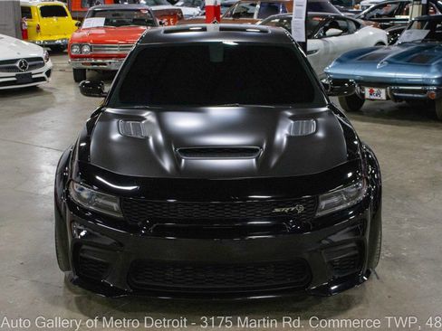 Used 2021 Dodge Charger SRT Hellcat image 11