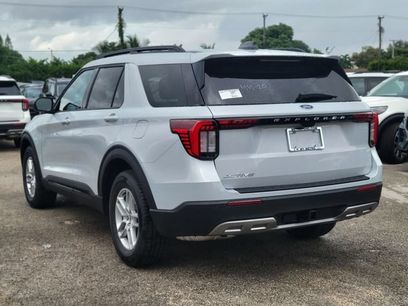 New 2026 Ford Explorer Active w/ Active Comfort Package