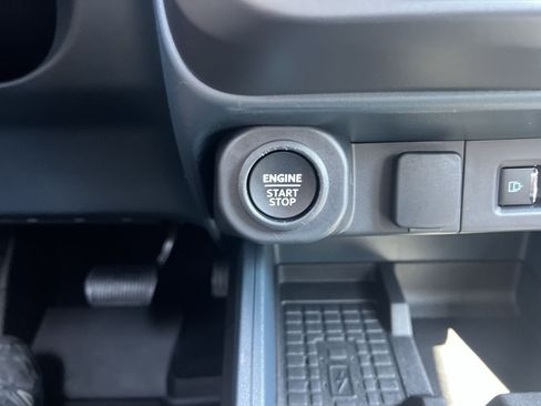 Used 2025 Ford Maverick Tremor AWD/4WD image 8