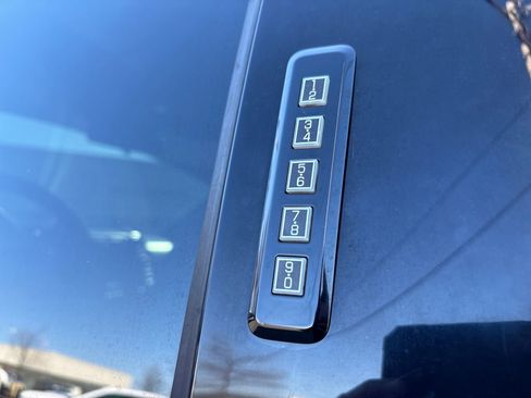 Used 2018 Ford F250 XLT w/ XLT Premium Package image 13