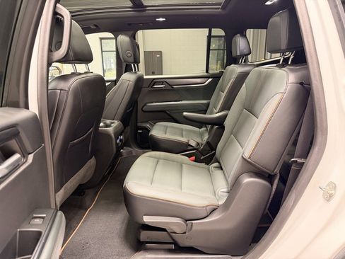 Used 2024 GMC Acadia AT4 image 14