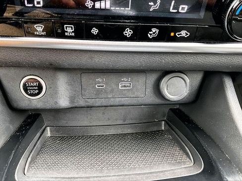 Used 2023 Nissan Rogue SV AWD/4WD image 25