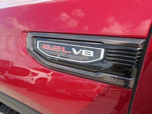 Used 2022 GMC Sierra 1500 AT4X image 10