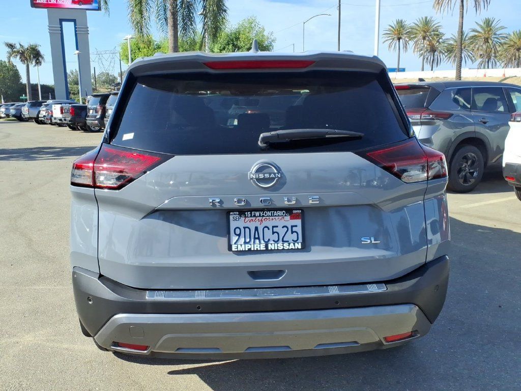 Certified 2023 Nissan Rogue SL w/ SL Premium Package FWD image 7