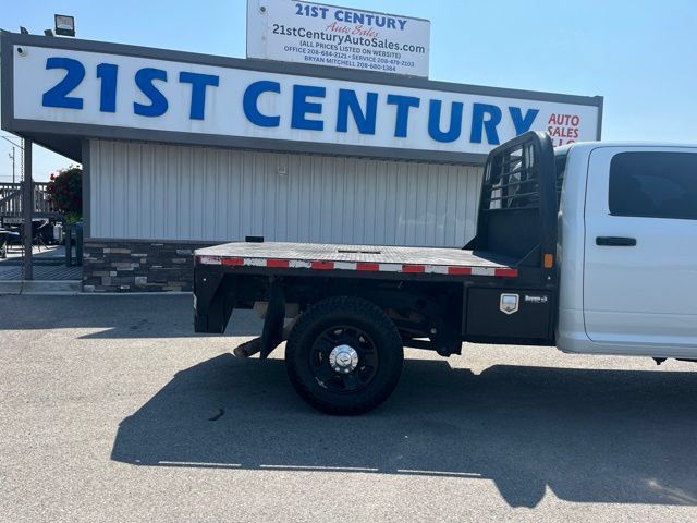 Used 2024 RAM 2500 Tradesman w/ Chrome Appearance Group AWD/4WD image 12