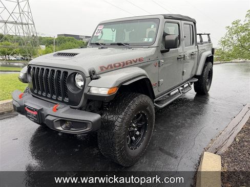 Used 2021 Jeep Gladiator Mojave AWD/4WD image 3