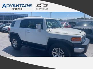 Used 2014 Toyota FJ Cruiser 4WD w/ Convenience Package video 1