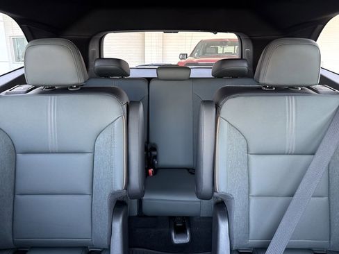 New 2026 GMC Acadia AT4 image 20