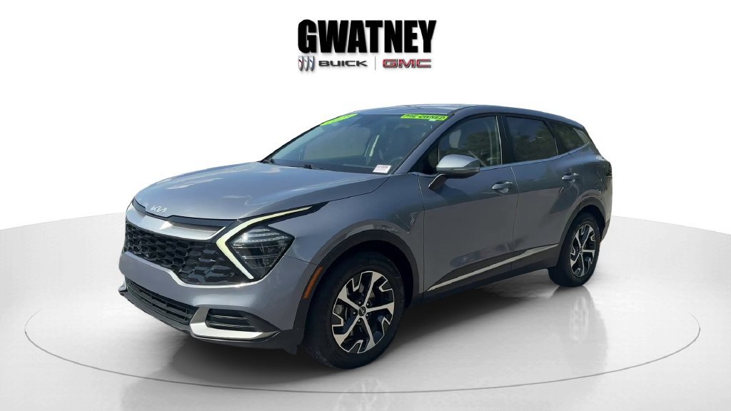 Used 2025 Kia Sportage EX FWD image 1