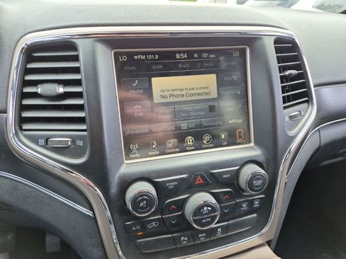 Used 2015 Jeep Grand Cherokee Limited image 11