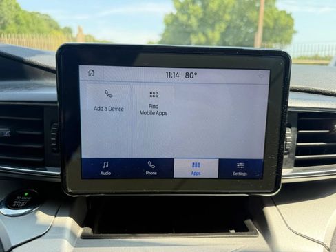 Used 2021 Ford Explorer XLT w/ Equipment Group 202A RWD image 39