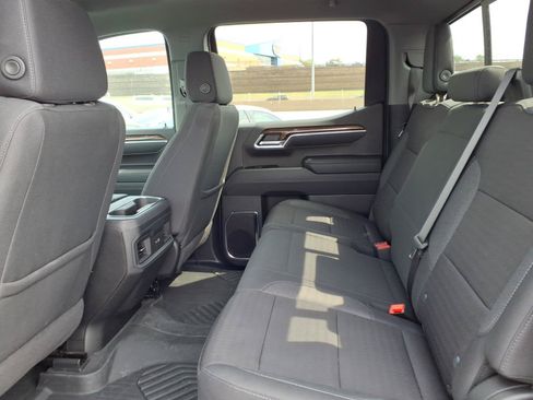 Used 2025 Chevrolet Silverado 1500 RST w/ Convenience Package II AWD/4WD image 24
