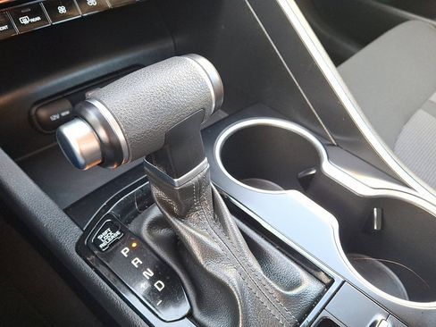 Used 2023 Kia K5 LXS image 32