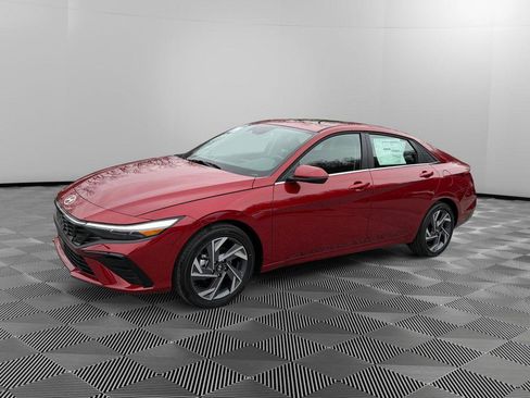 New 2026 Hyundai Elantra Limited image 3