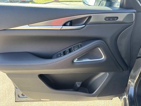 Certified 2025 INFINITI QX60 Luxe w/ Vision Package image 22