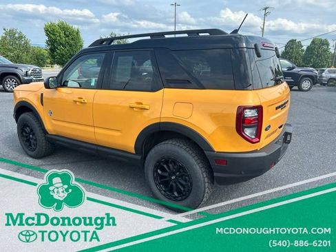 Used 2023 Ford Bronco Sport Outer Banks w/ Tech Package AWD/4WD image 2