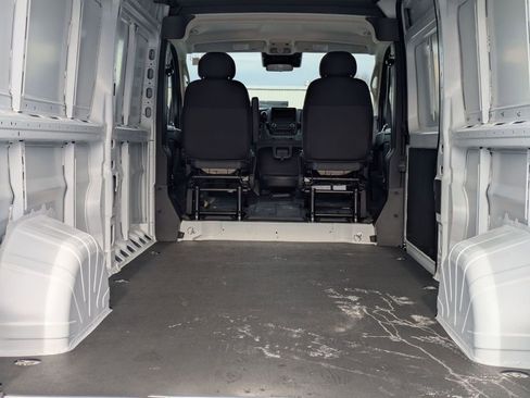 Used 2024 RAM ProMaster 2500 FWD image 14