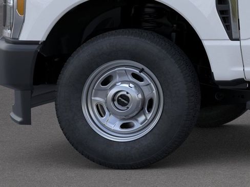 New 2026 Ford F250 XL AWD/4WD image 19