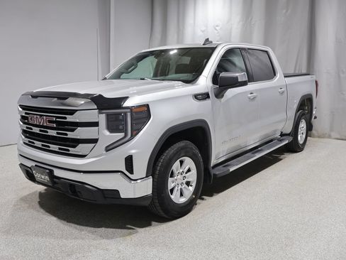 Used 2022 GMC Sierra 1500 SLE w/ LPO, GMC Protection Package AWD/4WD image 6