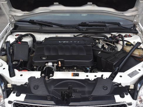 Used 2013 Chevrolet Impala LTZ FWD image 31