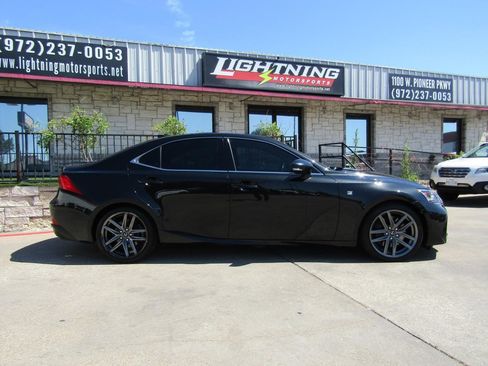 Used 2017 Lexus IS 200t F Sport w/ F Sport Package RWD image 5