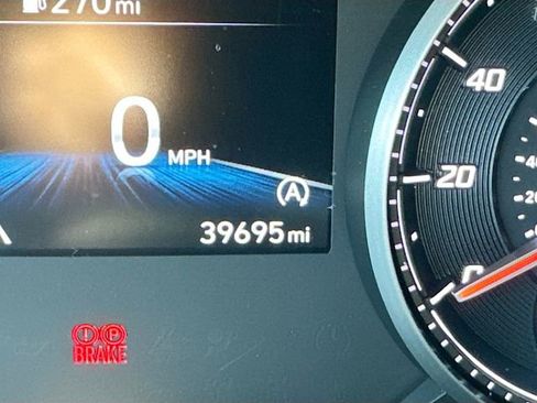 Used 2022 Hyundai Santa Fe SEL image 12