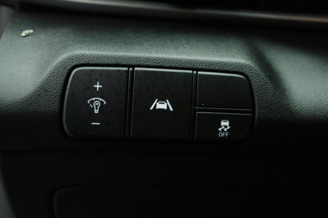 Used 2023 Hyundai Elantra SEL FWD image 18