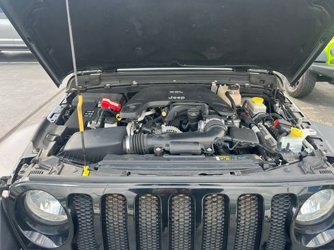 Used 2019 Jeep Wrangler Unlimited Sport S AWD/4WD image 27