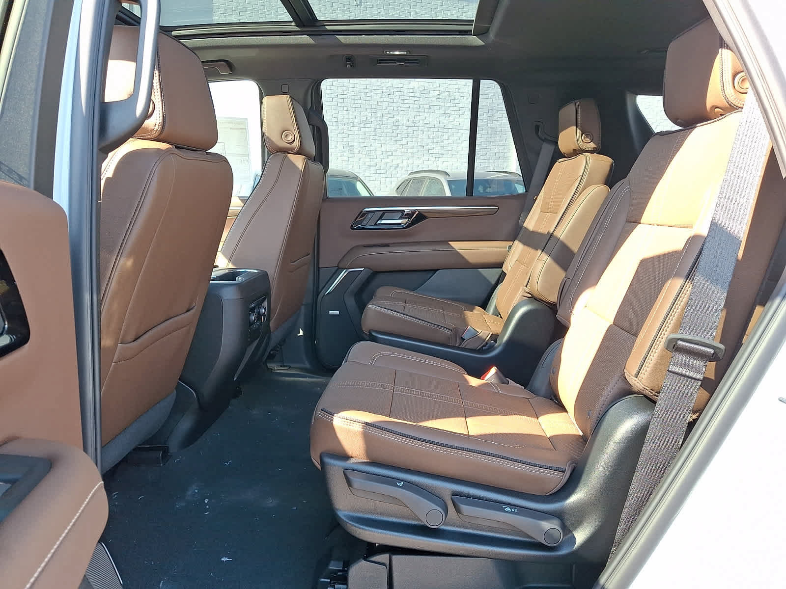 New 2027 Chevrolet Tahoe High Country AWD/4WD image 8